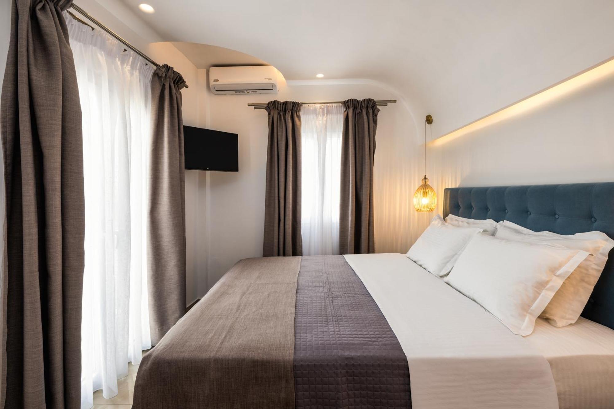Alizea Villas & Suites Fíra Szoba fotó