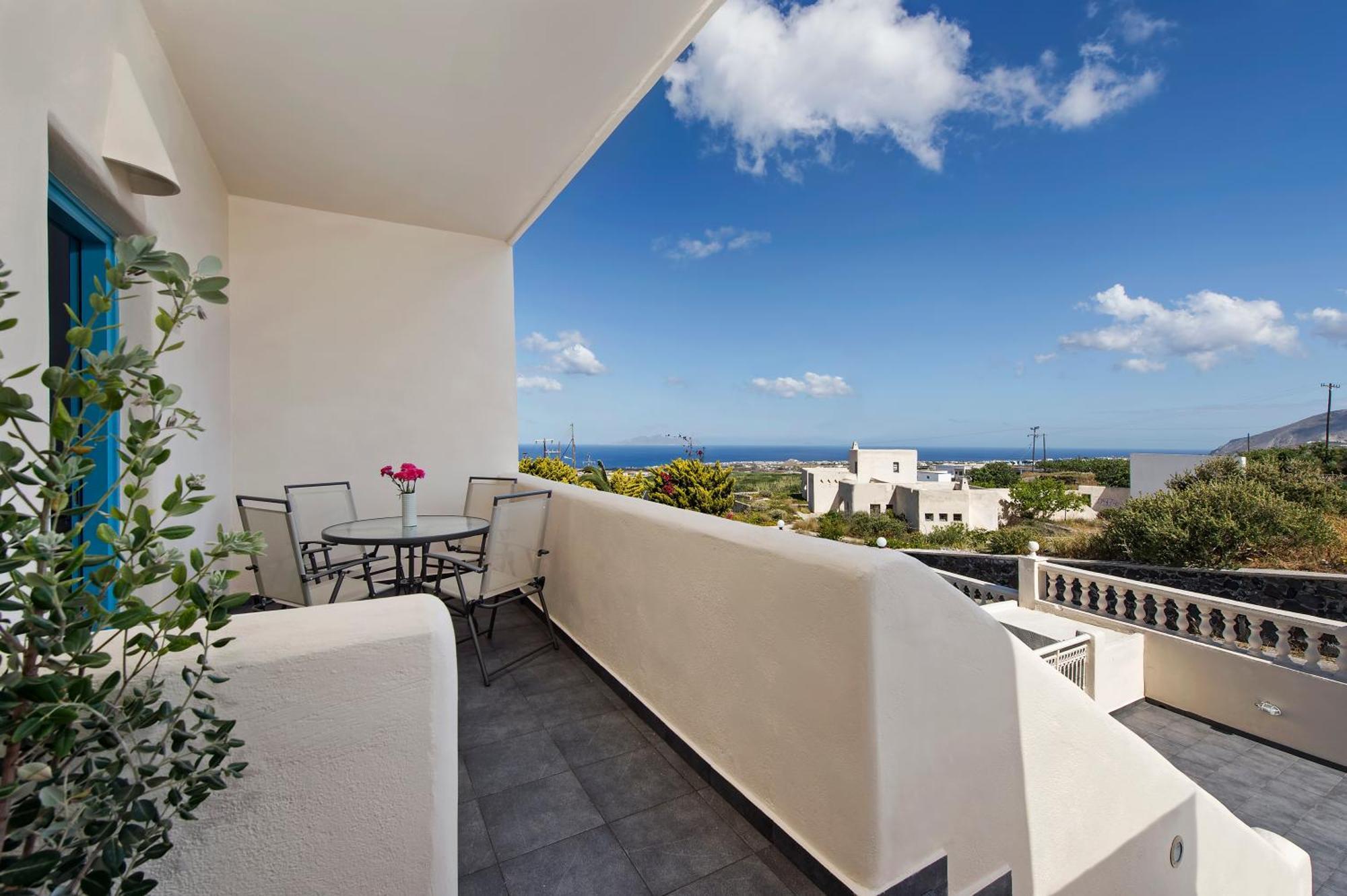 Alizea Villas & Suites Fíra Szoba fotó